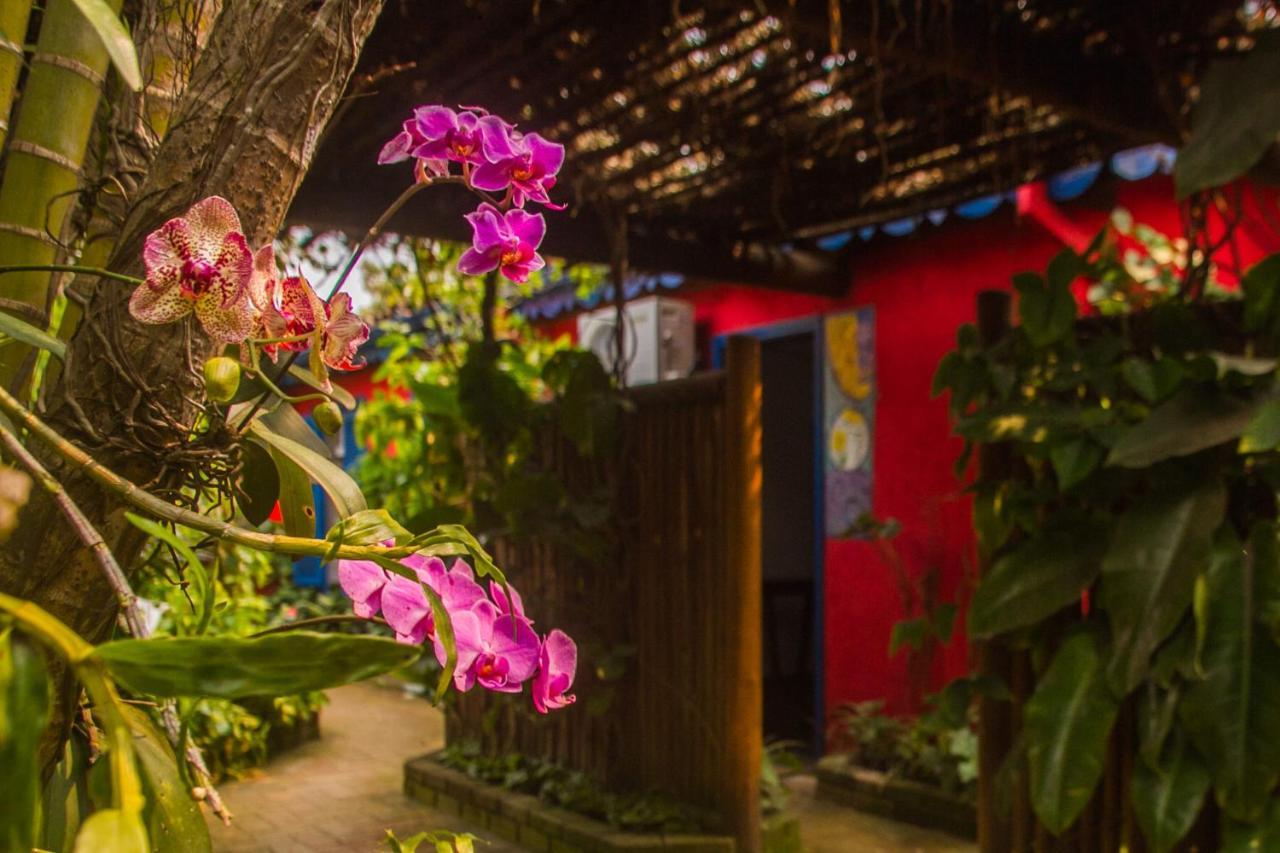 Hotel Pousada Dos Hibiscos Ильябела Экстерьер фото