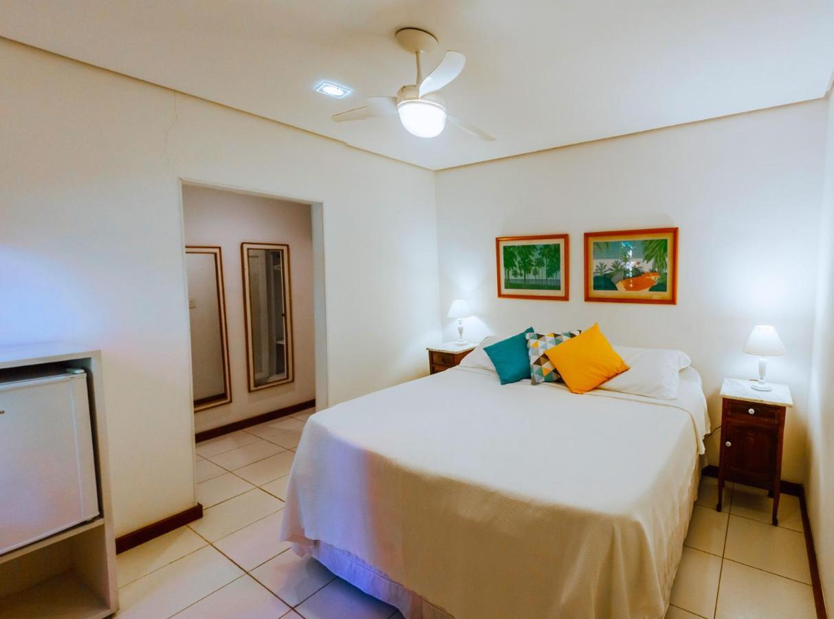 Hotel Pousada Dos Hibiscos Ильябела Экстерьер фото